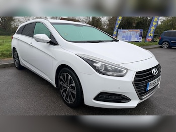 2016 (66) - 1.7 CRDi Blue Drive SE Nav Bus 5dr DCT