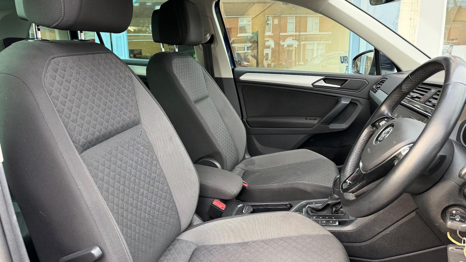 Used Volkswagen Tiguan 2018 for sale - 76830824: Photo 14