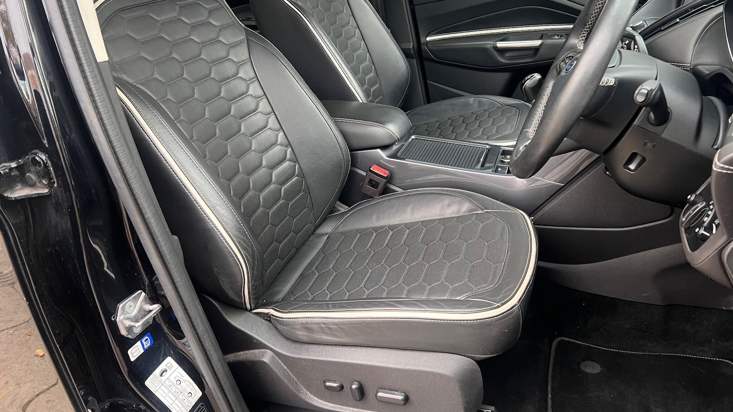 Used Ford Kuga for sale - 76531518: Photo 13