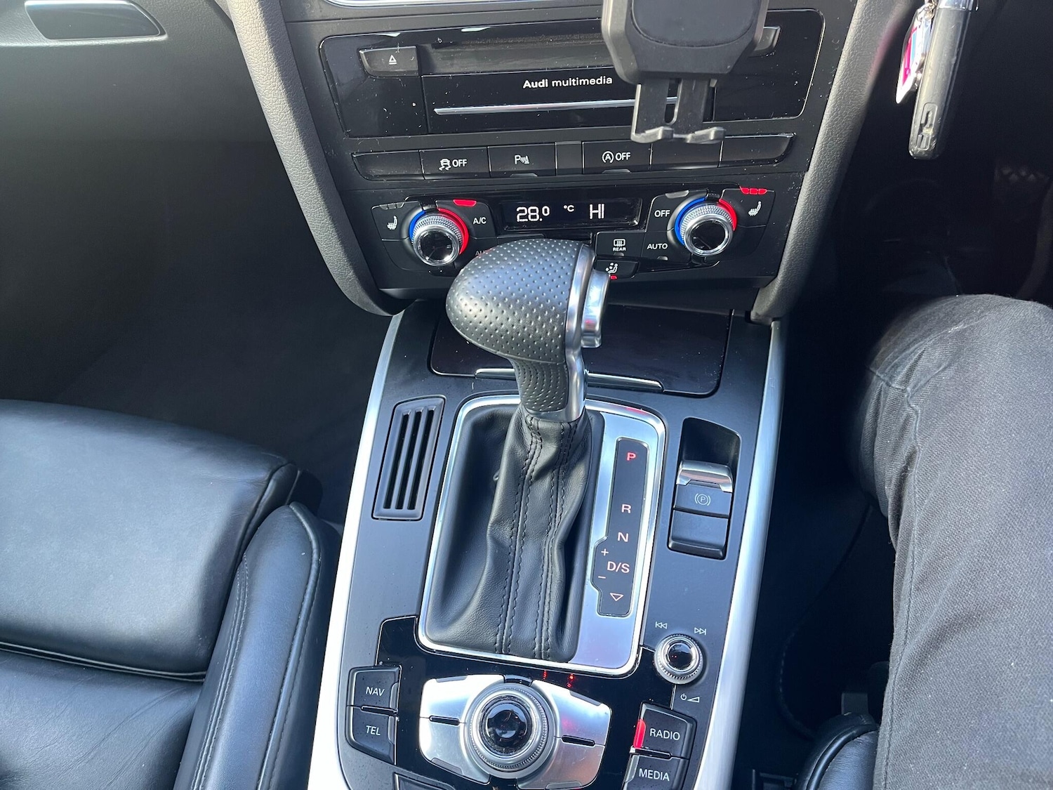 Used Audi A4 2015 for sale - 77045768: Photo 11