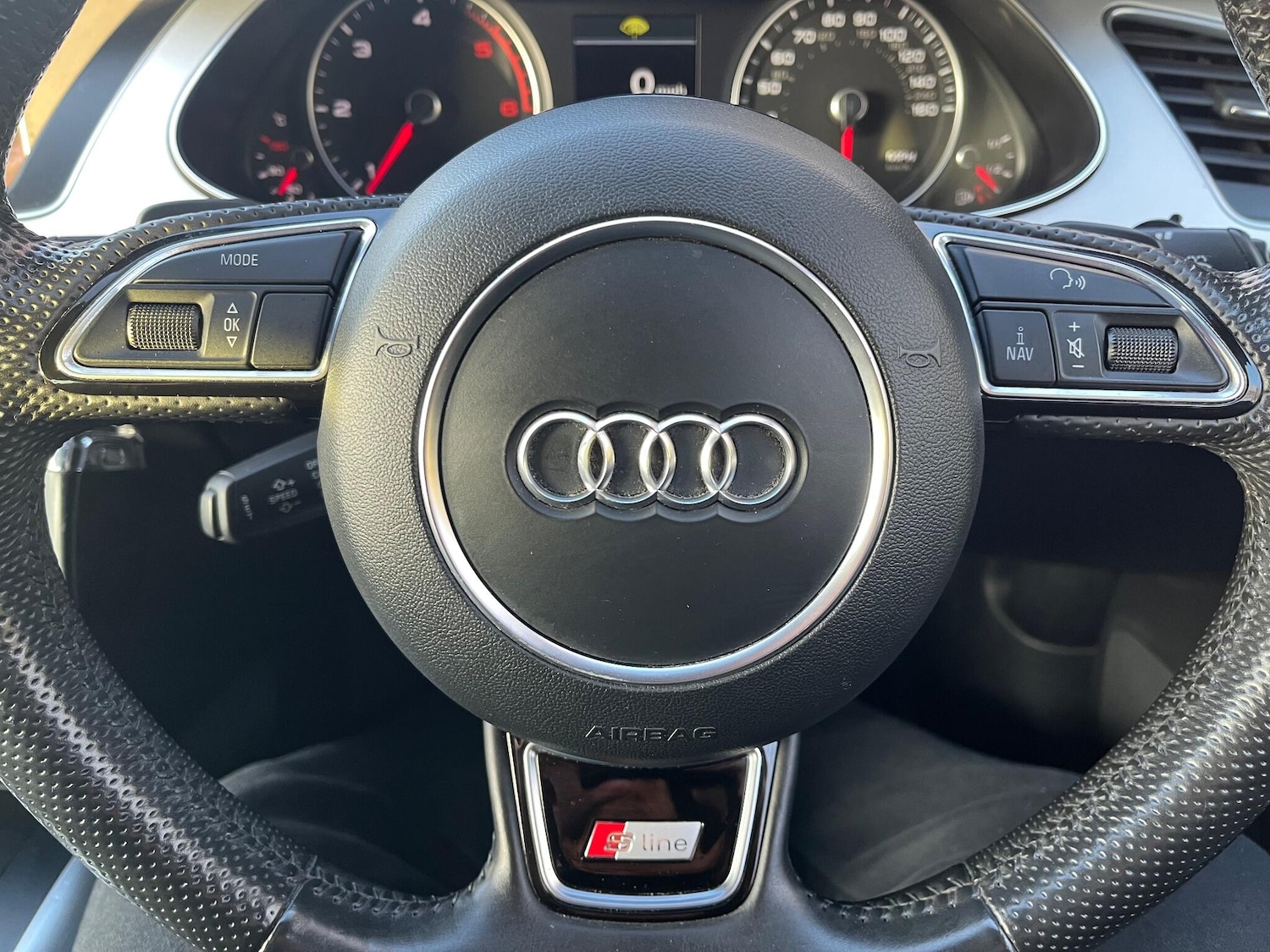 Used Audi A4 2015 for sale - 77045768: Photo 8