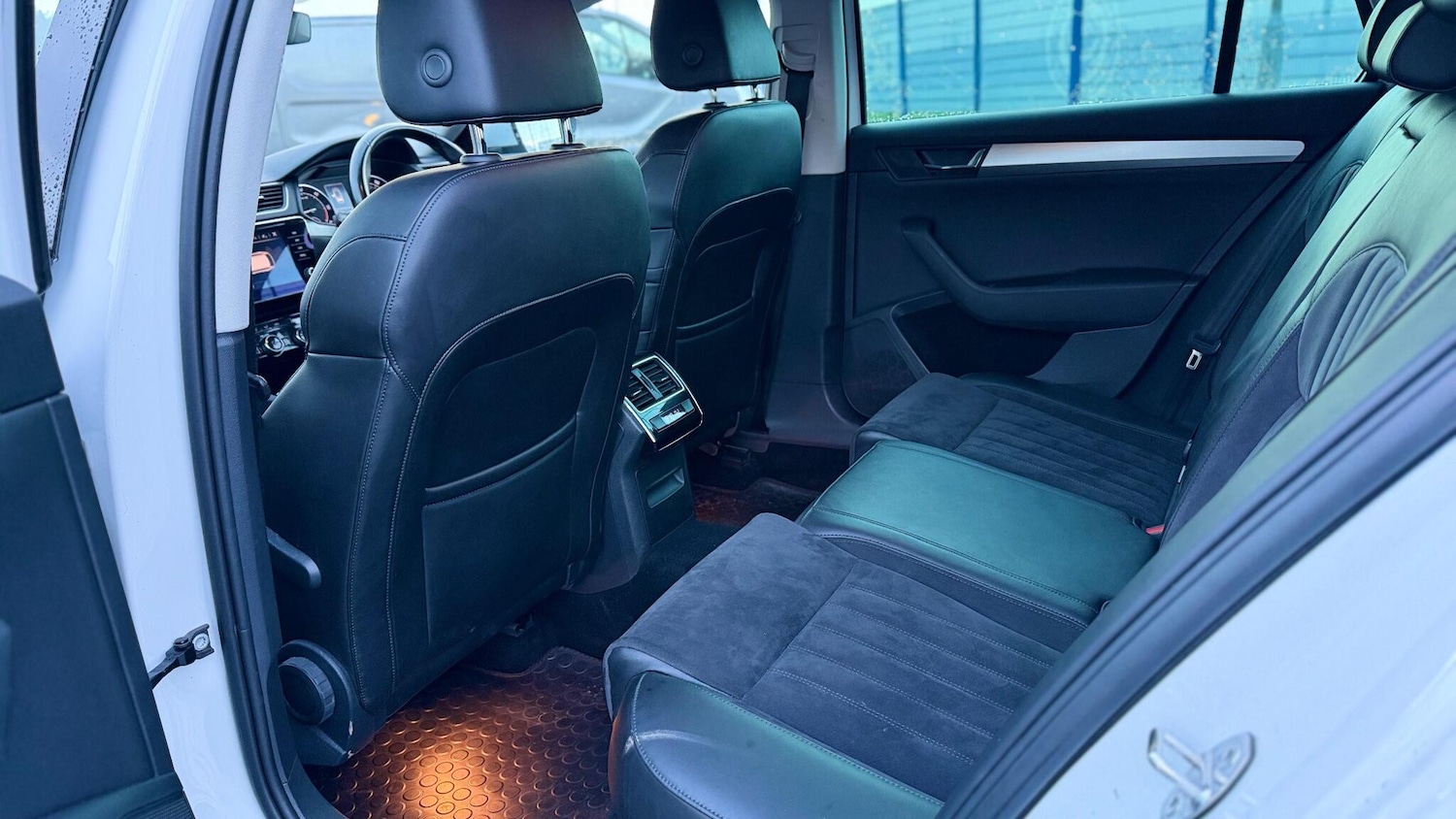 Used Skoda Superb 2017 for sale - 76845395: Photo 21