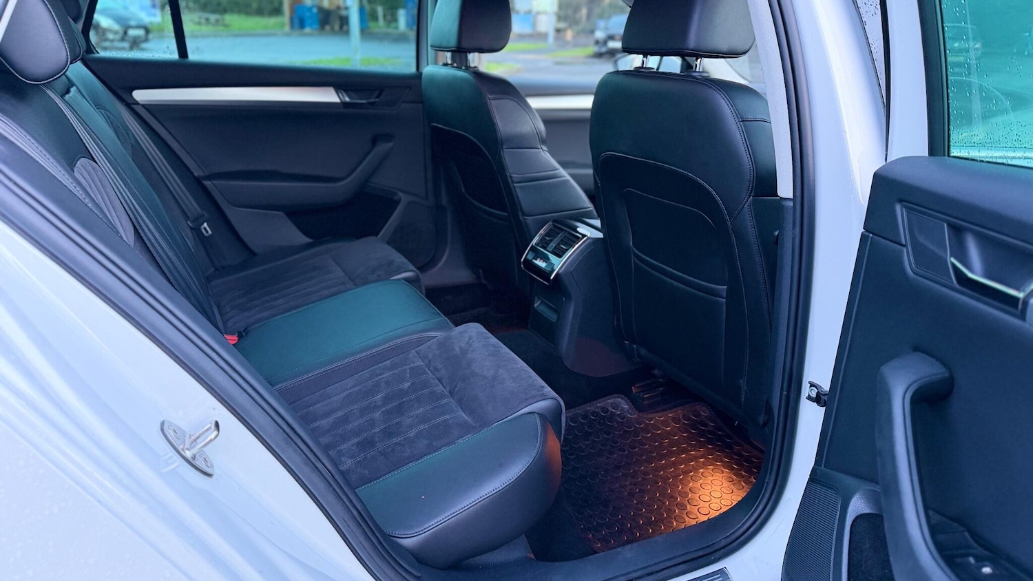 Used Skoda Superb 2017 for sale - 76845395: Photo 23