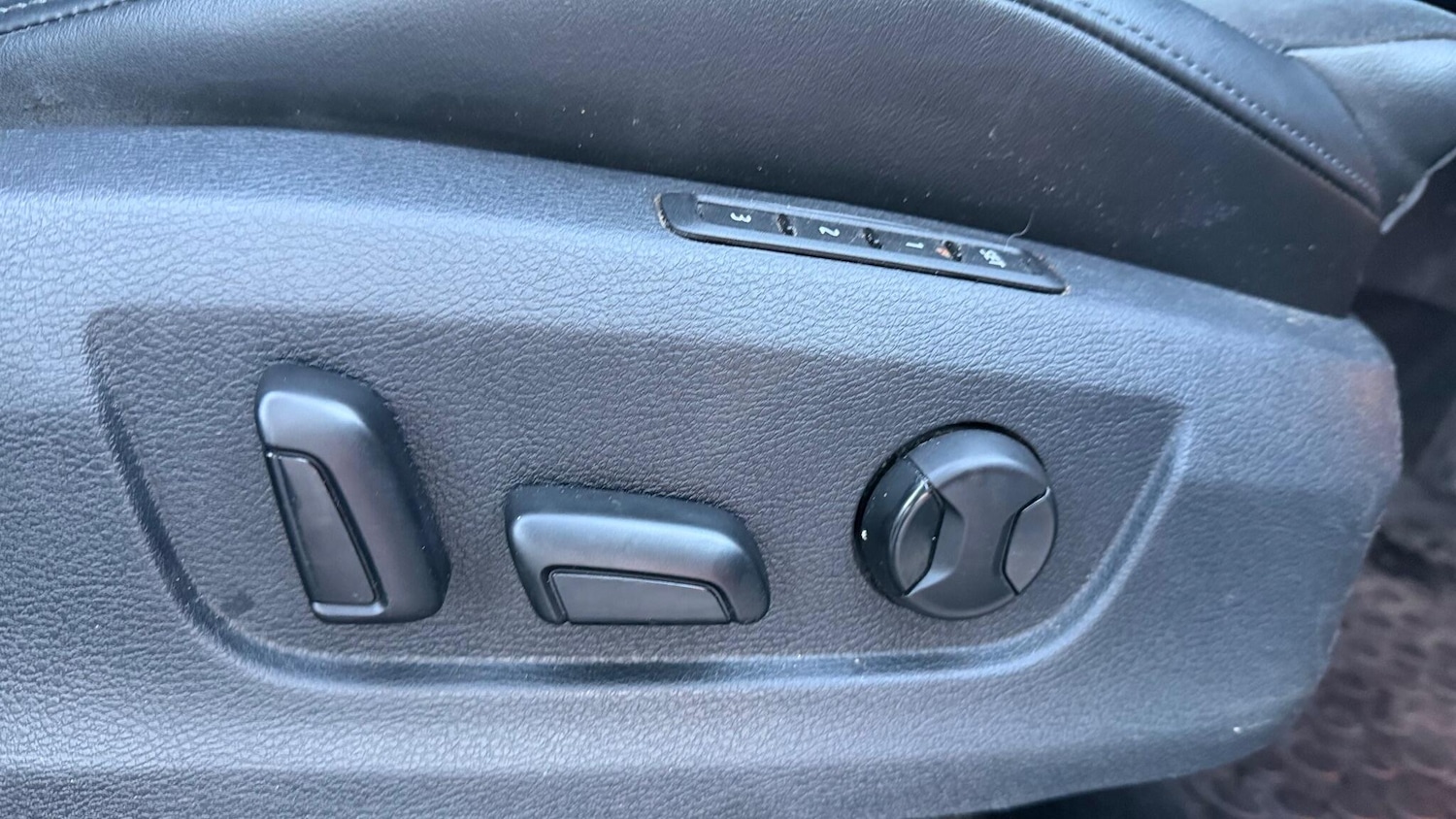 Used Skoda Superb 2017 for sale - 76845395: Photo 24