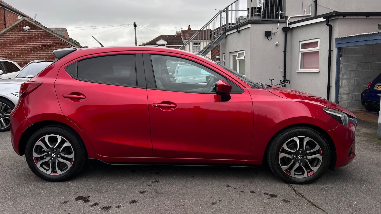 Used Mazda Mazda2 for sale - 76531524: Photo 3