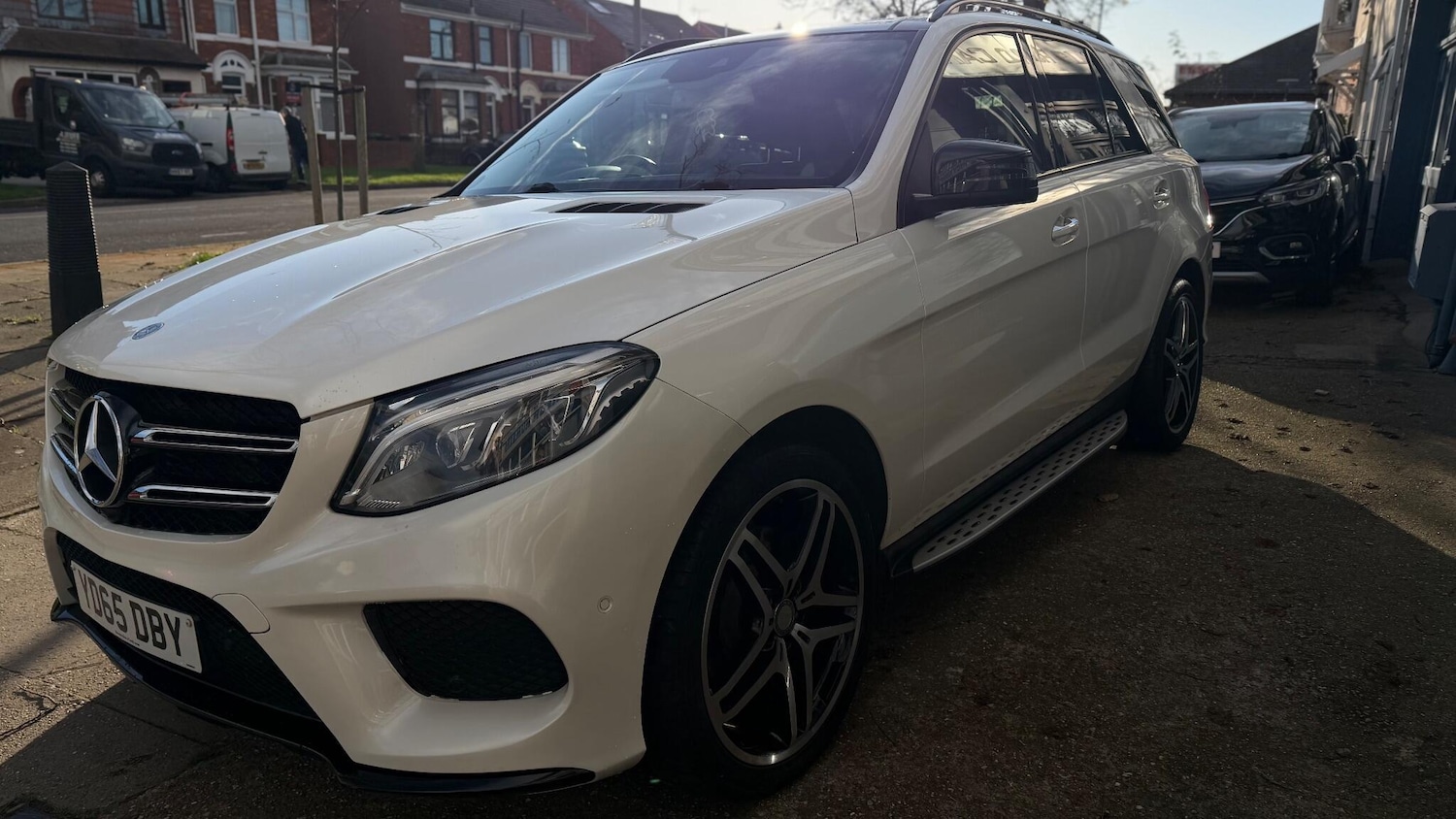 Used Mercedes-Benz GLE 2015 for sale - 76623762: Photo 2