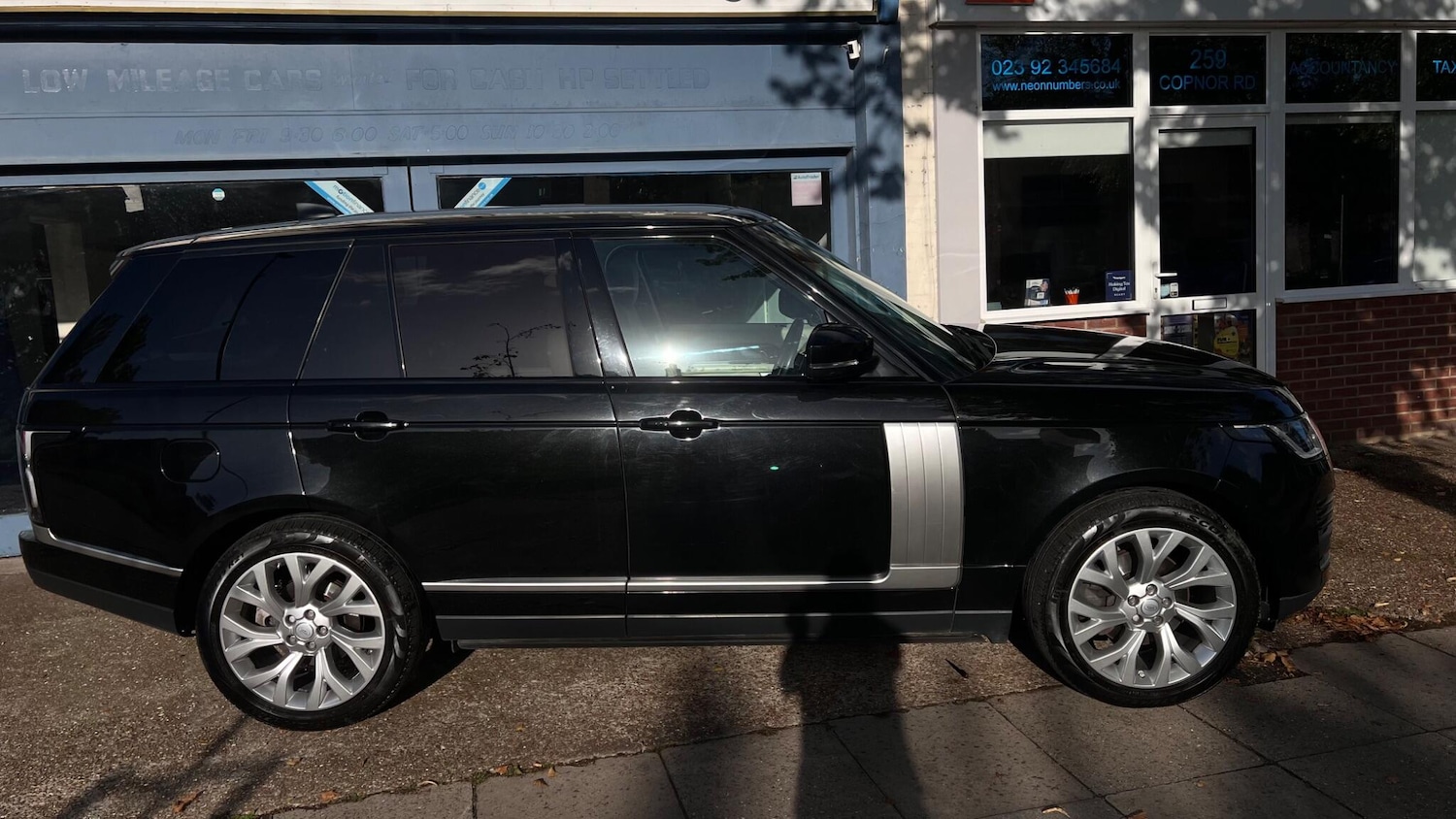 Used Land Rover Range Rover for sale - 76531508: Photo 3