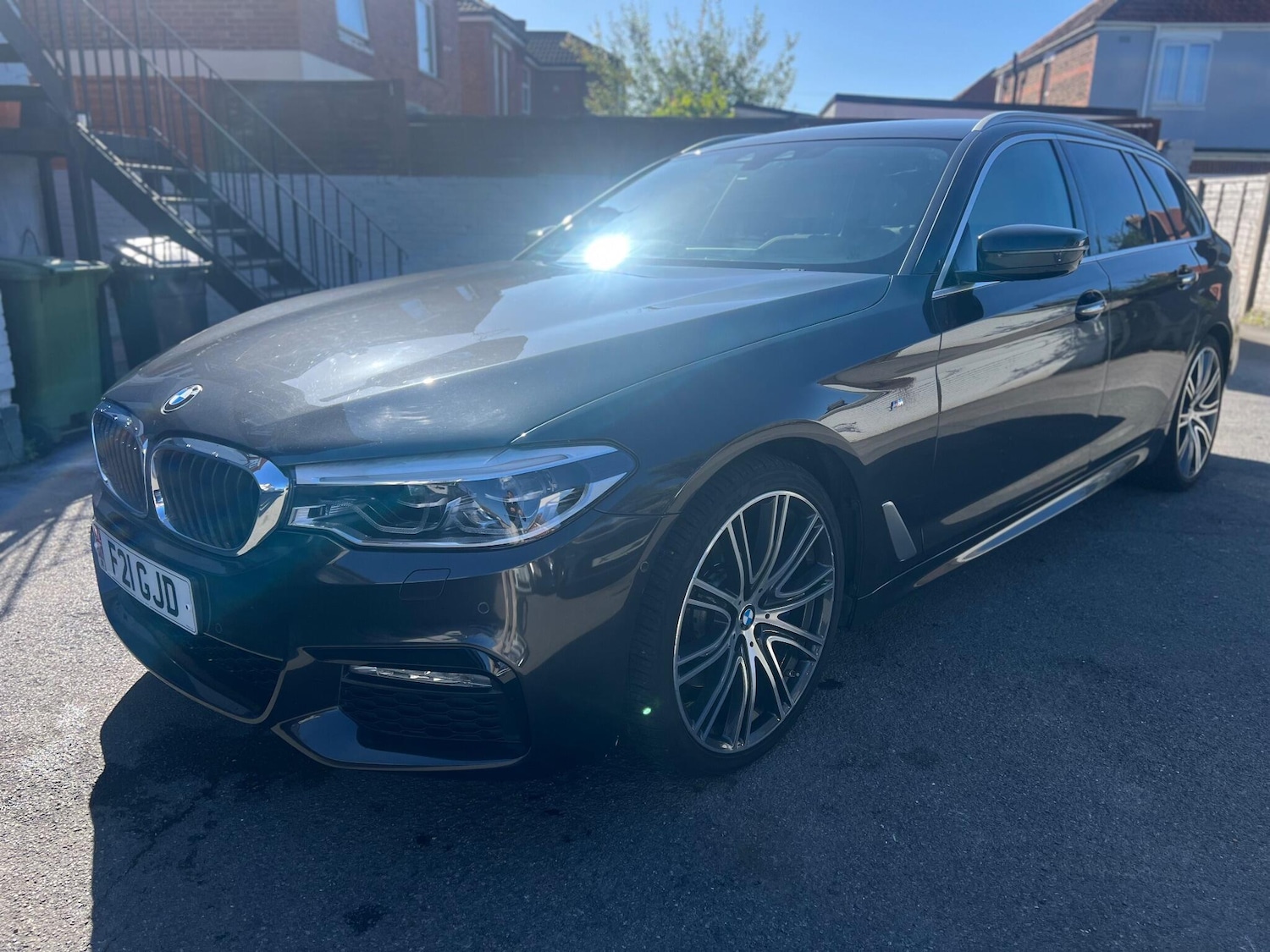 Used BMW 5 Series 2017 for sale - 76545962: Photo 2