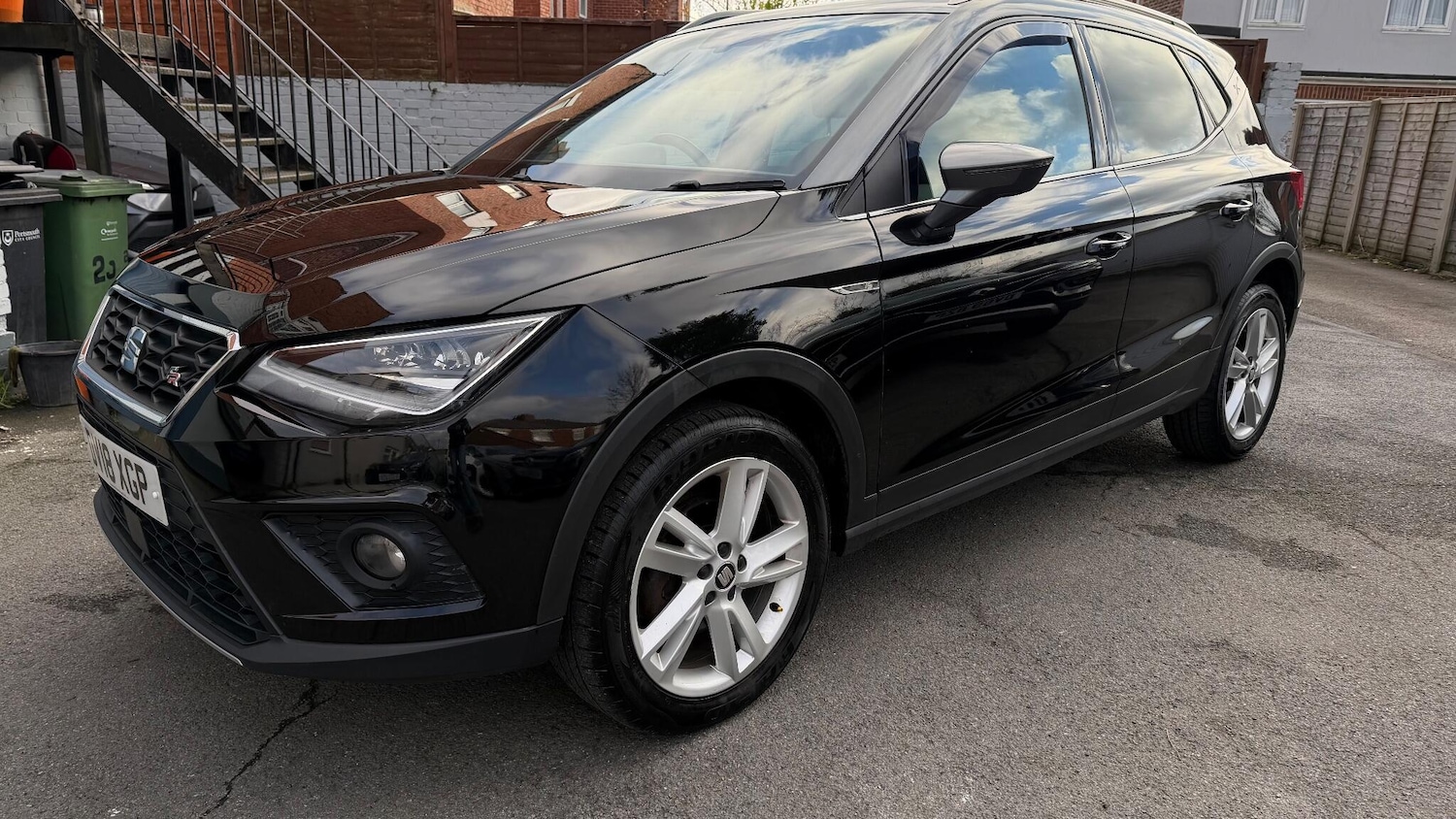 Used SEAT Arona 2018 for sale - 76941406: Photo 2