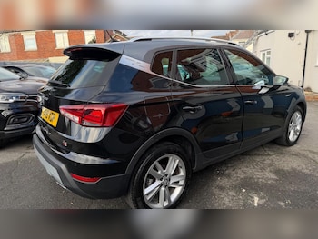 Used SEAT Arona 2018 for sale - 76941406: Photo