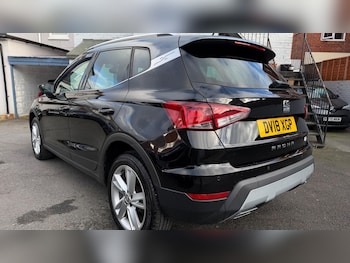 Used SEAT Arona 2018 for sale - 76941406: Photo