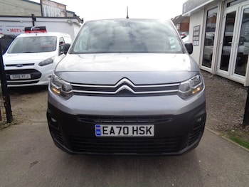 Used Citroen Berlingo 2020 for sale - 78936136: Photo