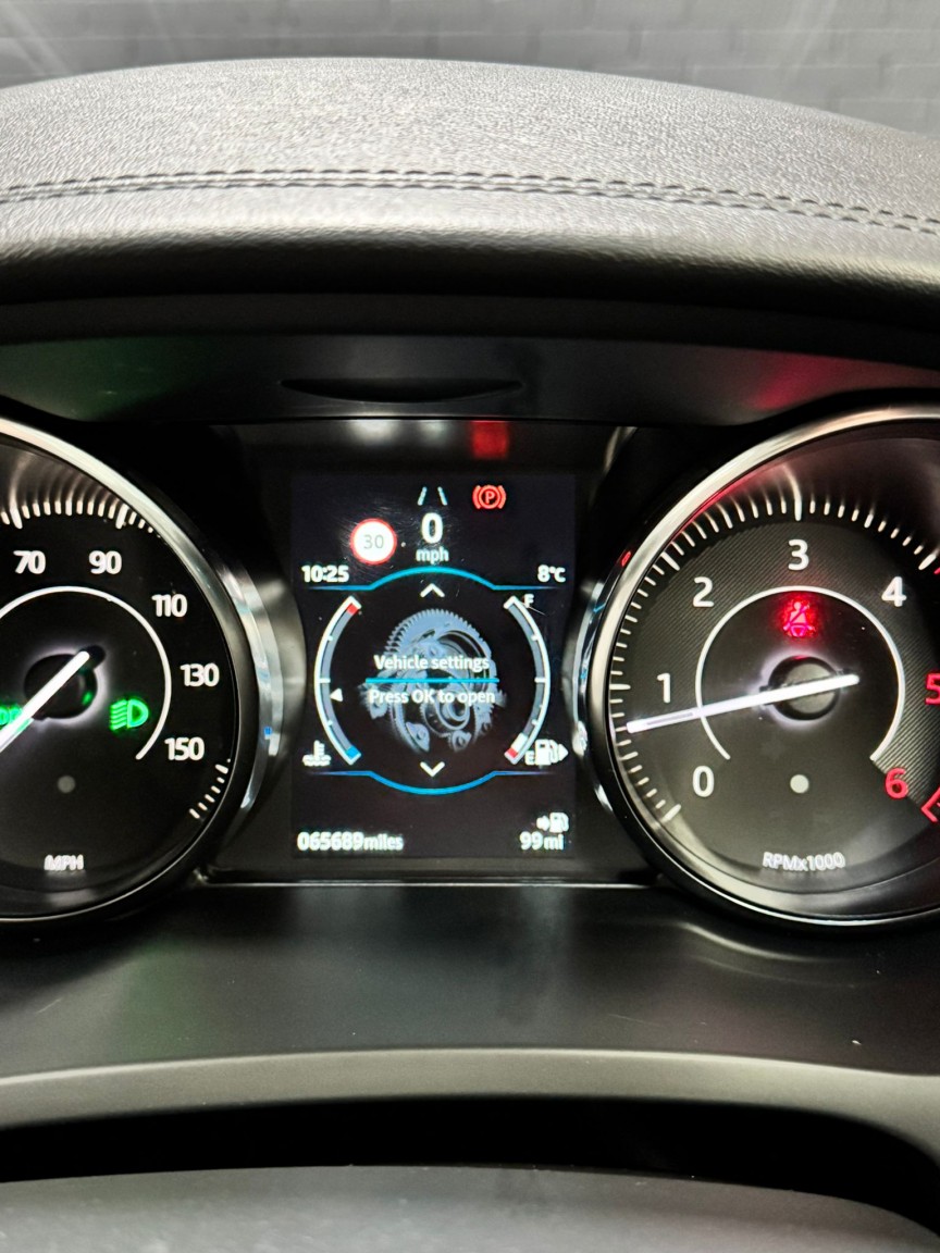 Used Jaguar E-Pace 2019 for sale - 77721168: Photo 39