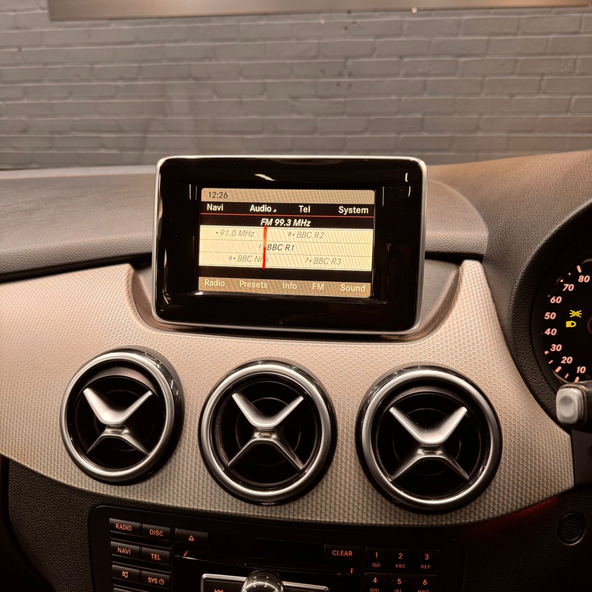 Used Mercedes-Benz B Class 2014 for sale - 77663287: Photo 30