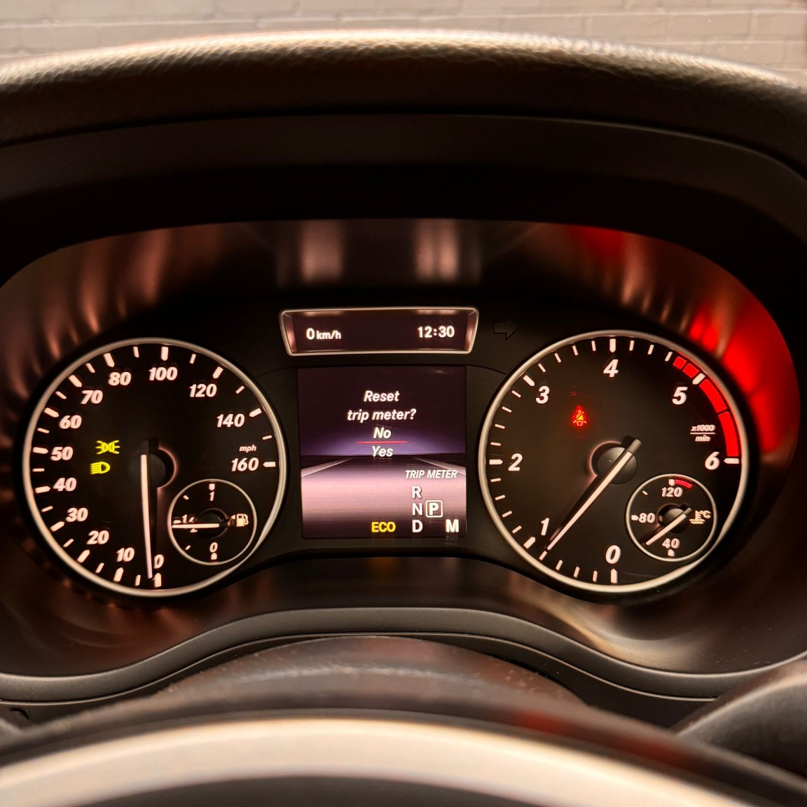 Used Mercedes-Benz B Class 2014 for sale - 77663287: Photo 38