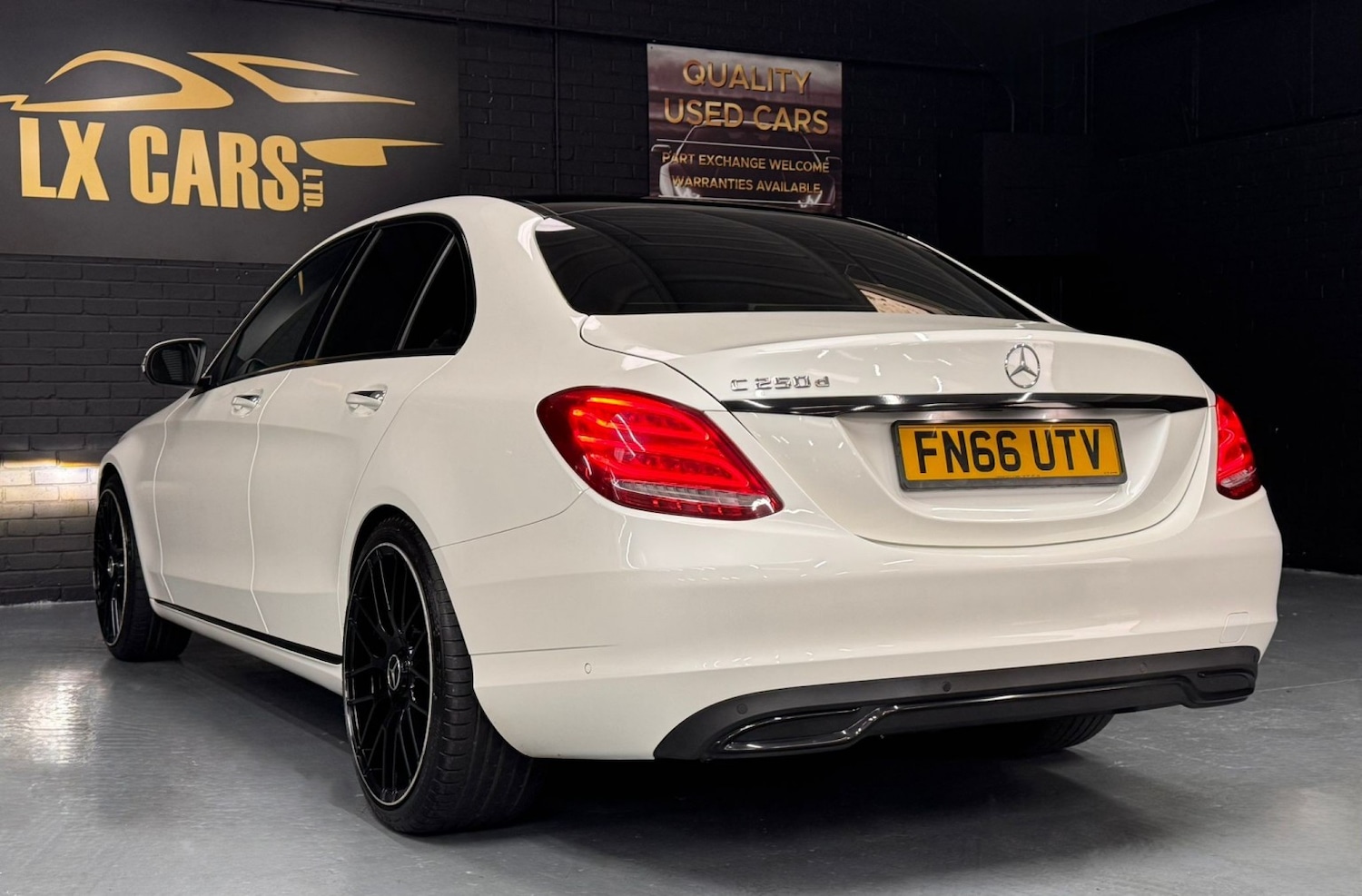 Used Mercedes-Benz C Class 2016 for sale - 77662189: Photo 25