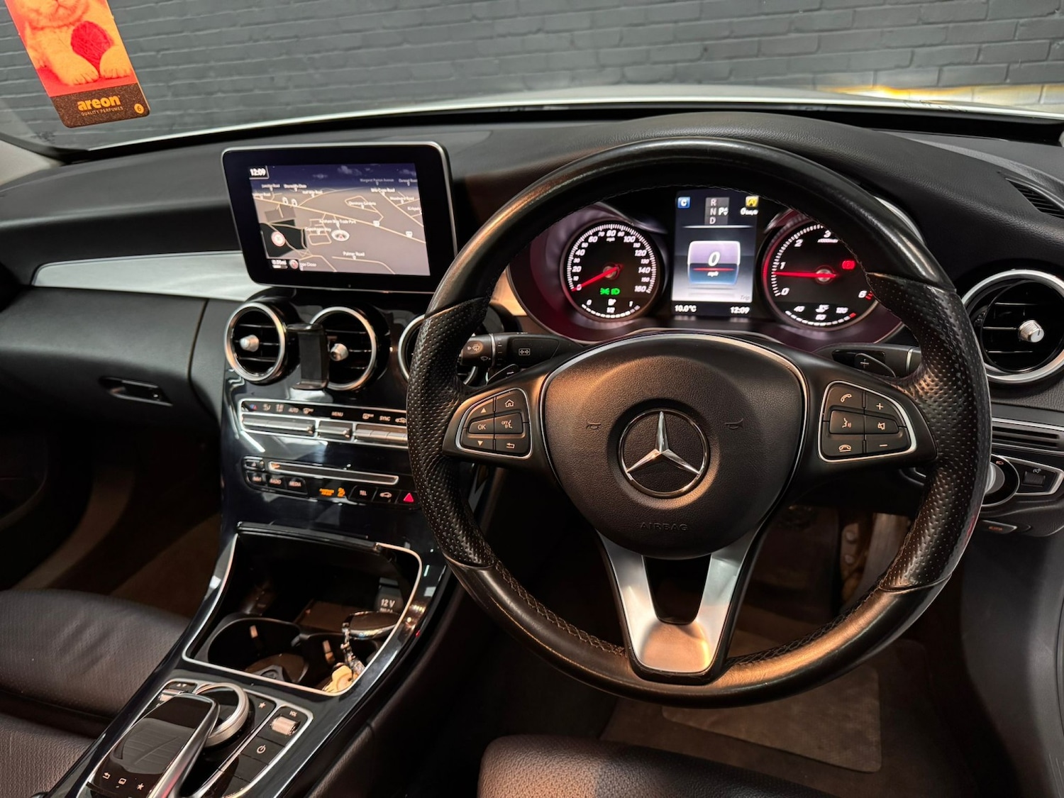 Used Mercedes-Benz C Class 2016 for sale - 77662189: Photo 34