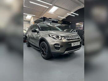 Used Land Rover Discovery Sport 2017 for sale - 78229112: Photo