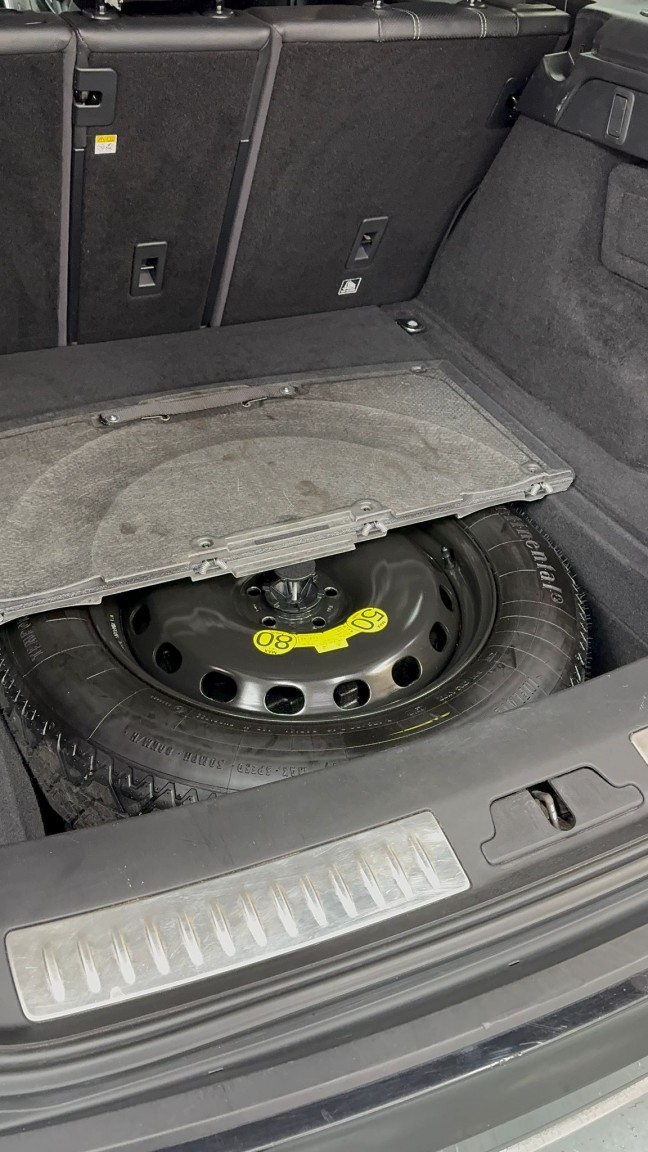 Used Land Rover Range Rover Velar 2017 for sale - 77662191: Photo 18