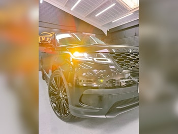 Used Land Rover Range Rover Velar 2017 for sale - 77662191: Photo