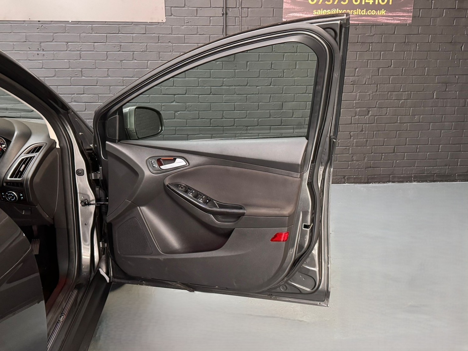 Used Ford Focus 2016 for sale - 77662208: Photo 20