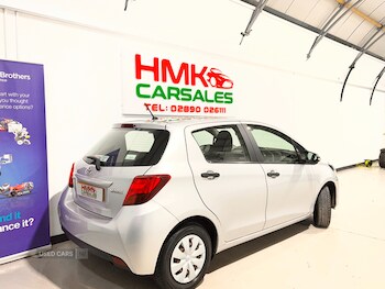 Used Toyota Yaris 2015 for sale - 77560278: Photo