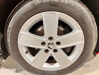 Used Skoda Fabia 2018 for sale - 76702877: Photo