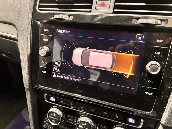 Used Volkswagen Golf 2018 for sale - 77469626: Photo 24