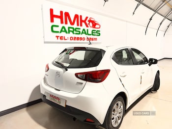 Used Mazda Mazda2 2016 for sale - 77030301: Photo