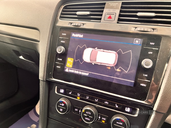 Used Volkswagen Golf 2019 for sale - 76702949: Photo 14