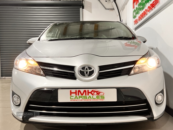 Used Toyota Verso 2017 for sale - 77809498: Photo 7