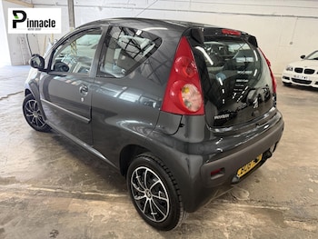 Used Peugeot 107 2008 for sale - 79191784: Photo