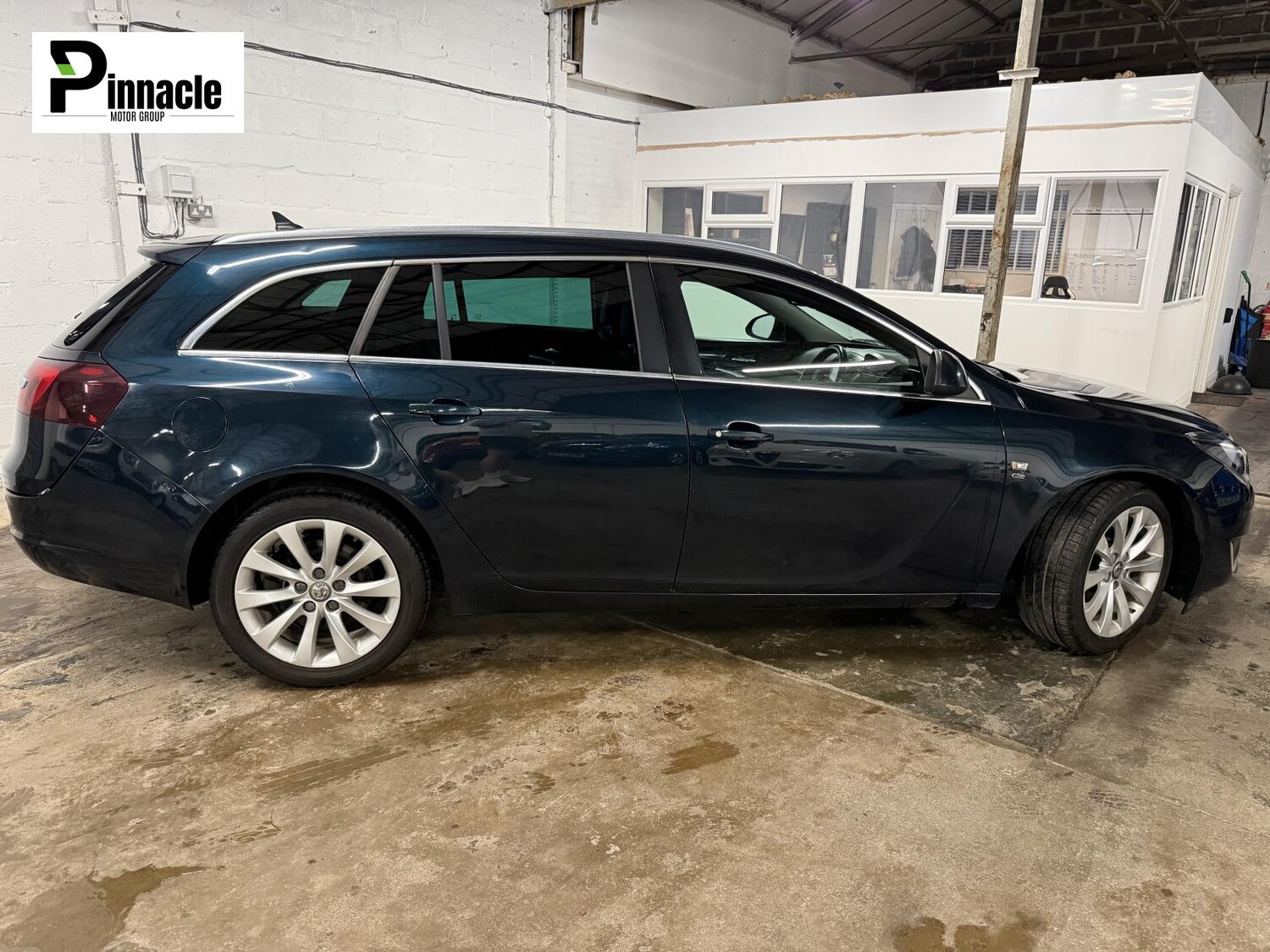 Used Vauxhall Insignia 2015 for sale - 77656689: Photo 11