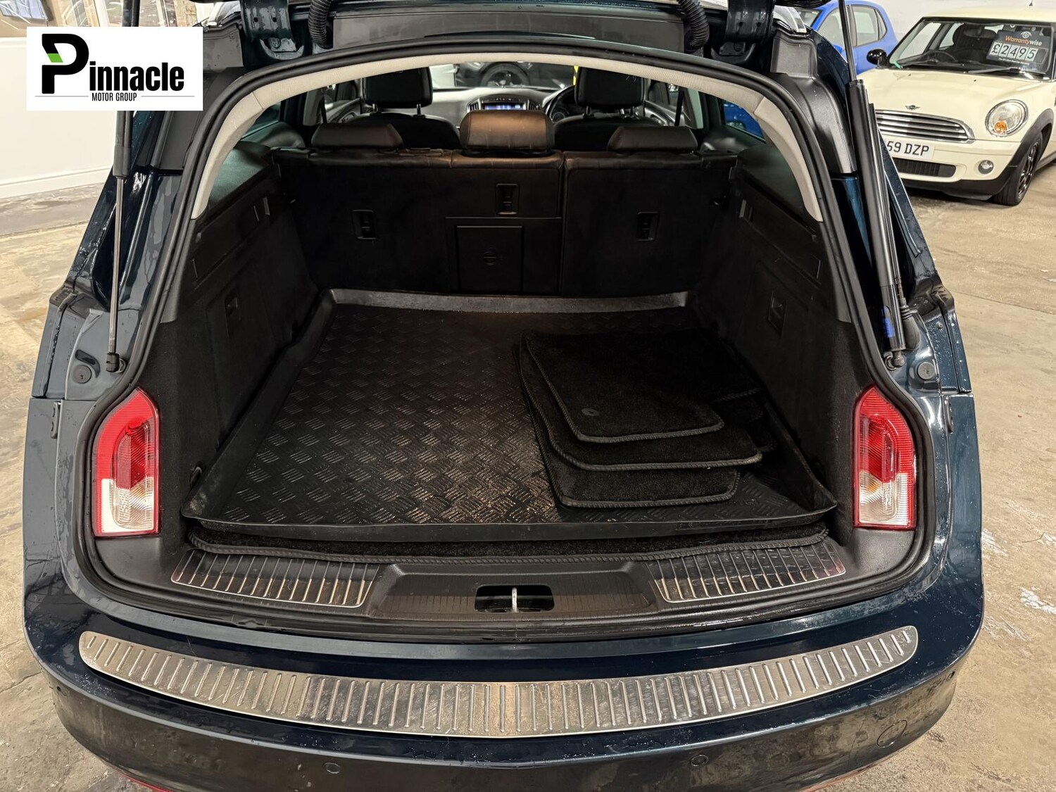 Used Vauxhall Insignia 2015 for sale - 77656689: Photo 12