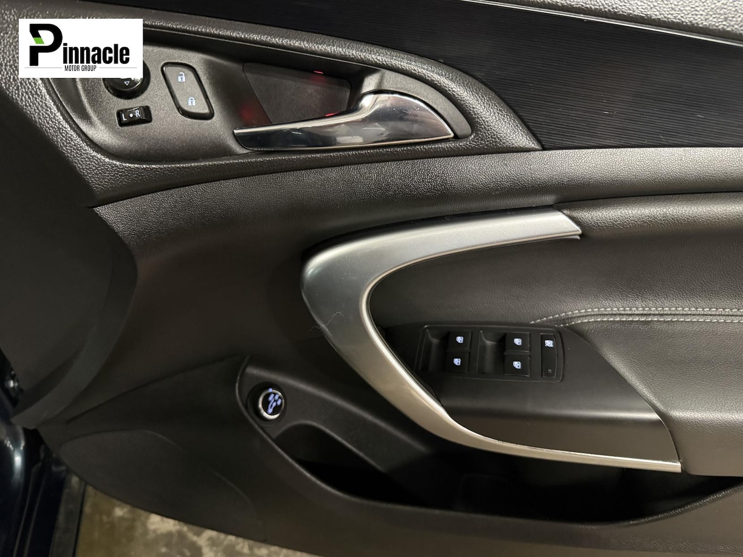 Used Vauxhall Insignia 2015 for sale - 77656689: Photo 18