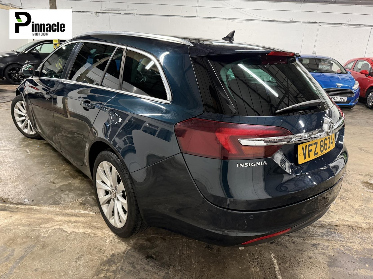 Used Vauxhall Insignia 2015 for sale - 77656689: Photo 8