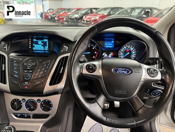 Used Ford Focus 2014 for sale - 76184582: Photo
