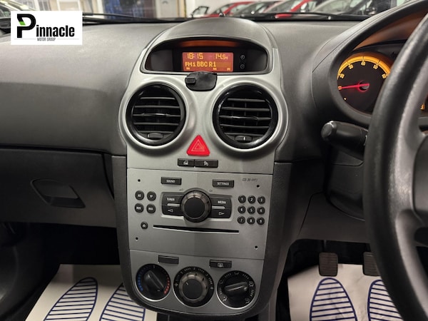 Used Vauxhall Corsa 2014 for sale - 76306118: Photo 18