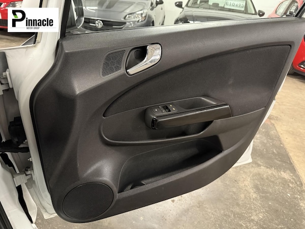 Used Vauxhall Corsa 2014 for sale - 76306118: Photo 21