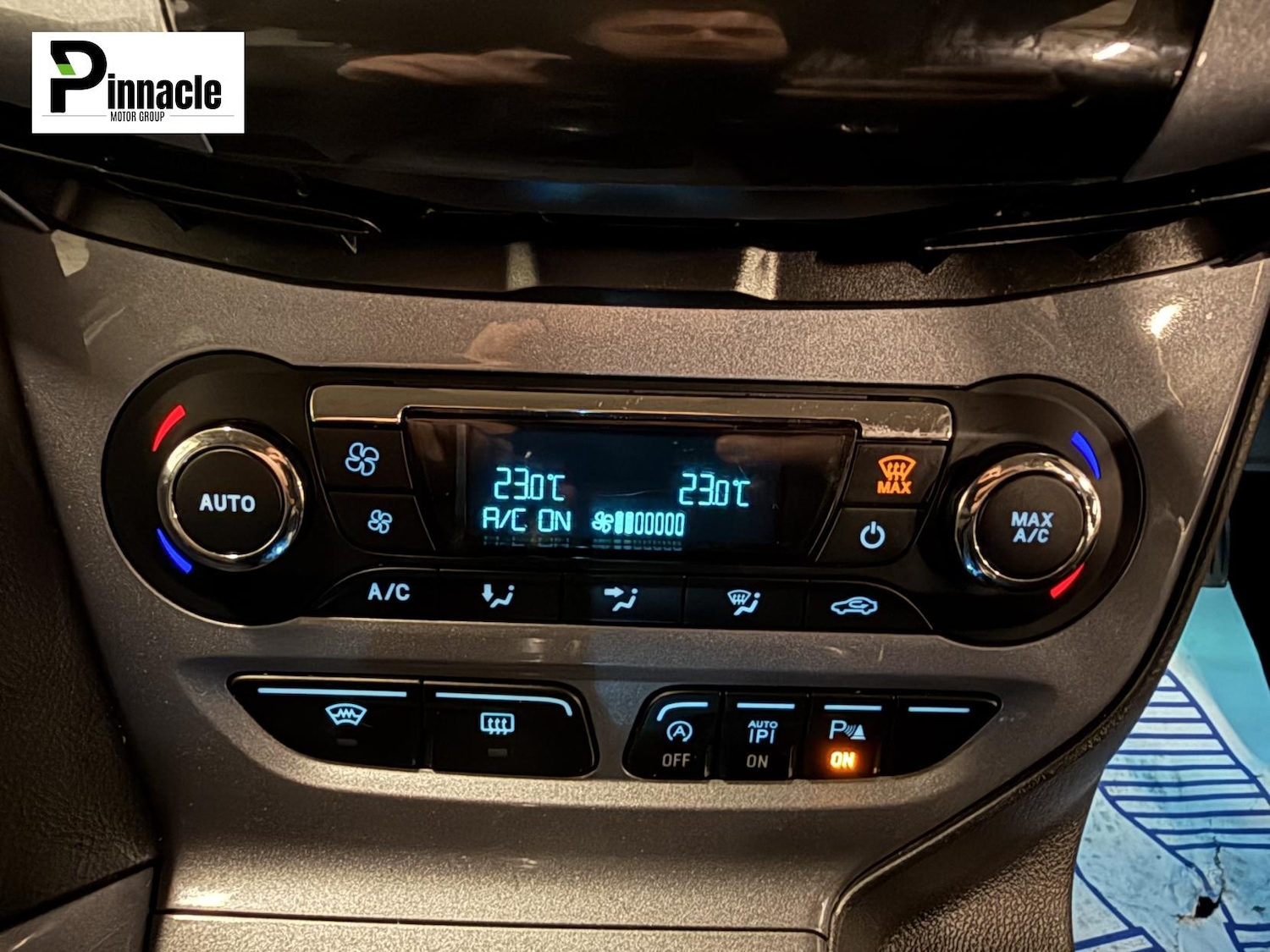 Used Ford Focus 2014 for sale - 76726206: Photo 28