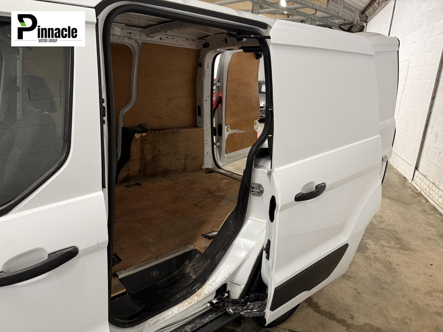 Used Ford Transit Connect 2016 for sale - 75852912: Photo 17
