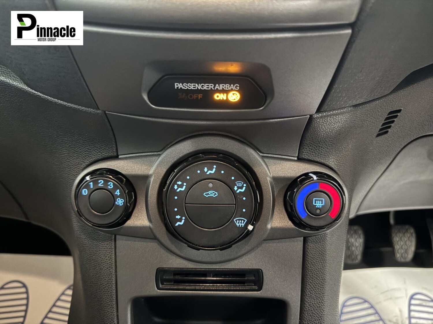 Used Ford Fiesta 2014 for sale - 77918178: Photo 17