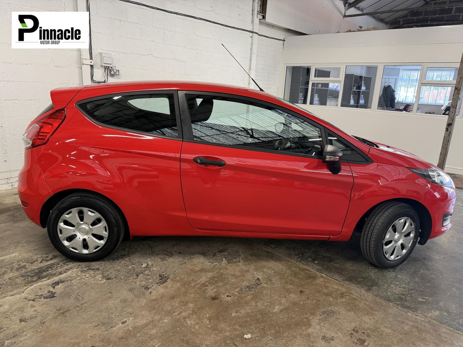 Used Ford Fiesta 2014 for sale - 77918178: Photo 5