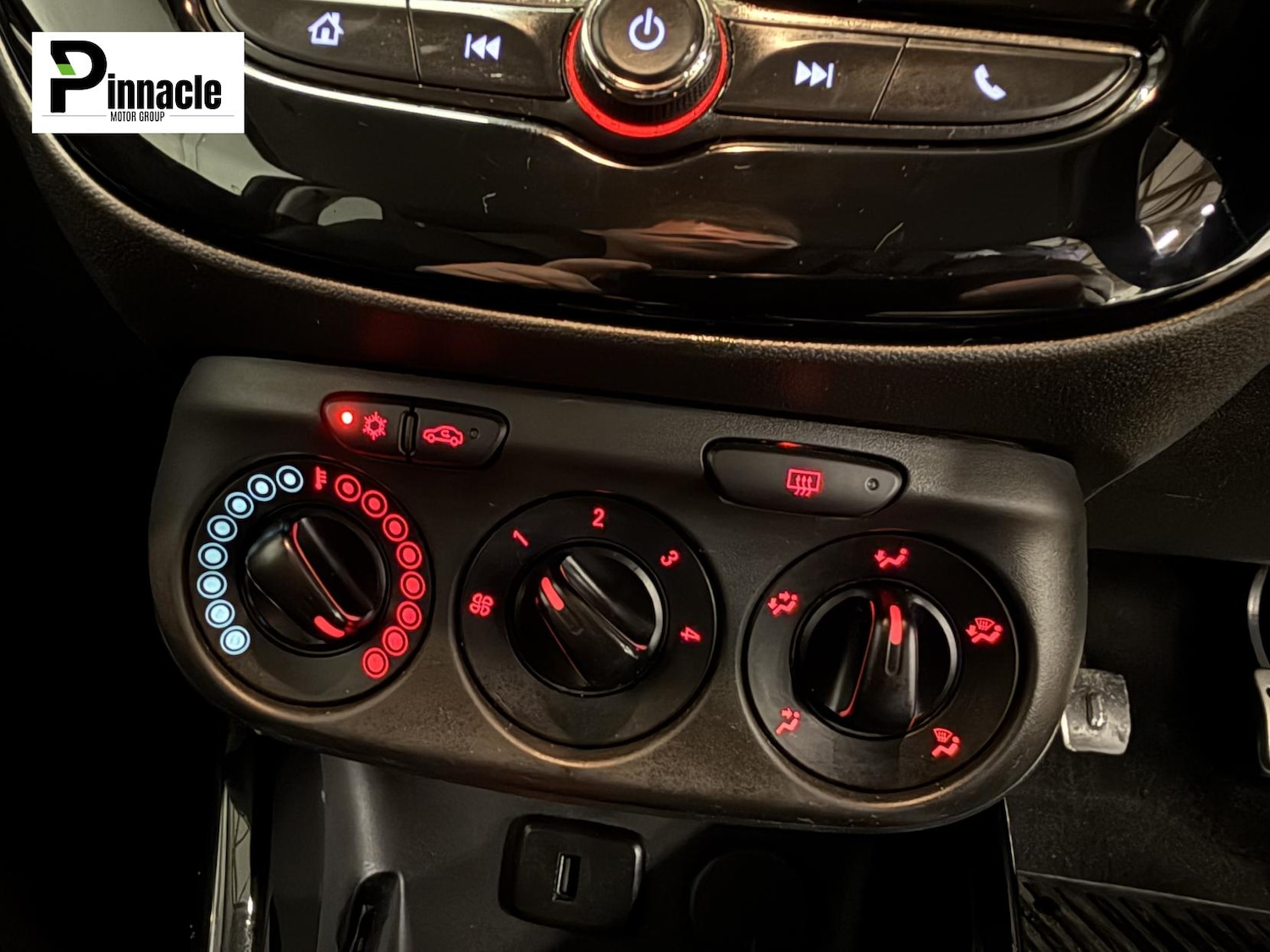 Used Vauxhall ADAM 2017 for sale - 76563287: Photo 24