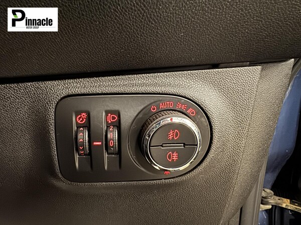 Used Vauxhall Corsa Van 2015 for sale - 74692624: Photo 12