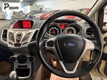 Used Ford Fiesta 2009 for sale - 76714092: Photo