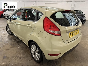 Used Ford Fiesta 2009 for sale - 76714092: Photo
