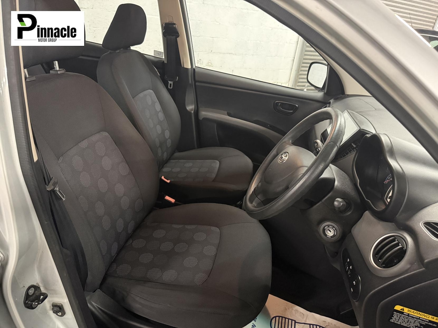 Used Hyundai i10 2010 for sale - 77339635: Photo 15