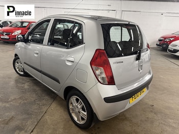 Used Hyundai i10 2010 for sale - 77339635: Photo