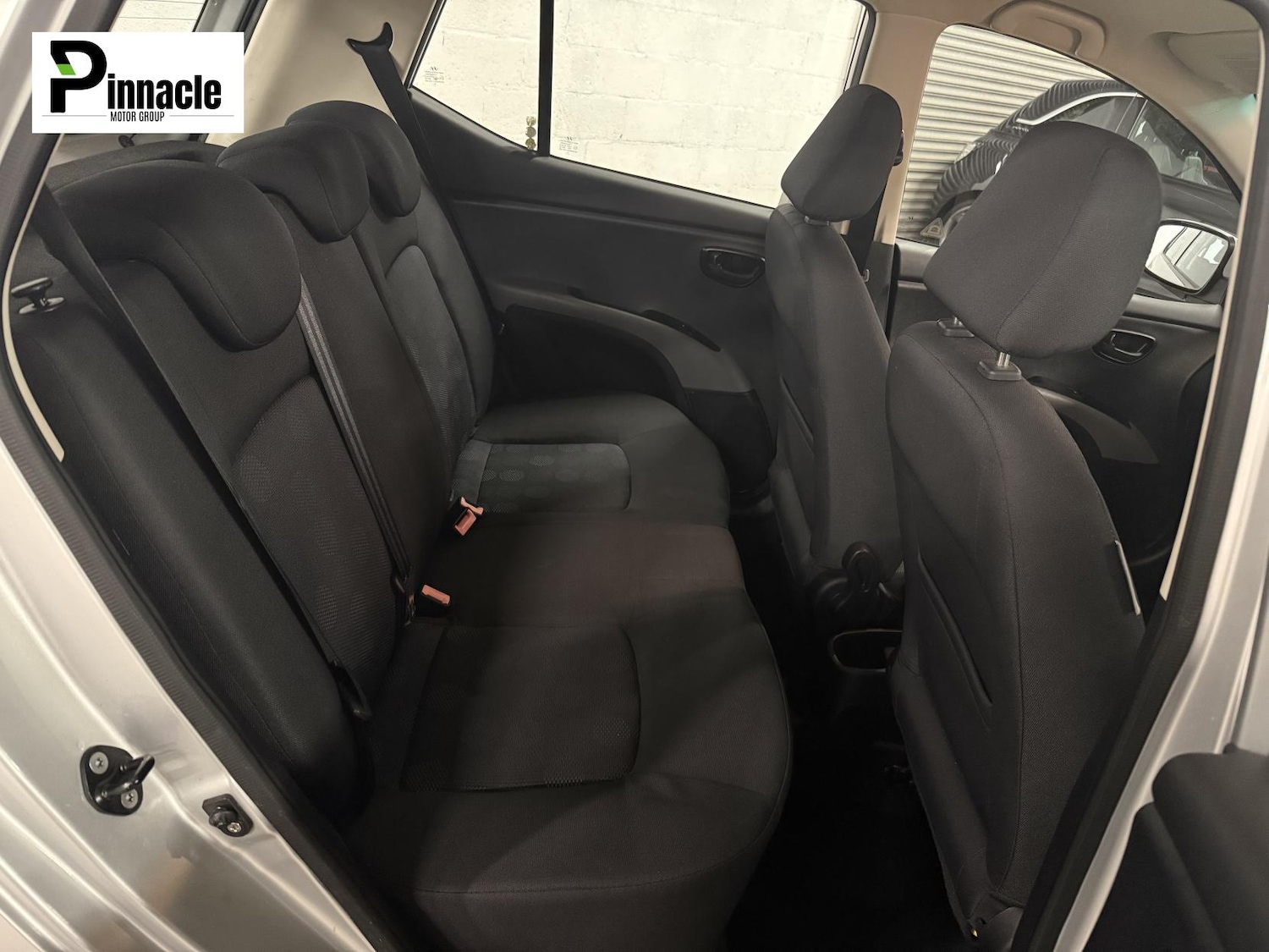 Used Hyundai i10 2010 for sale - 77339635: Photo 7